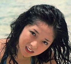 草刈正雄の妻 大塚 悦子の画像