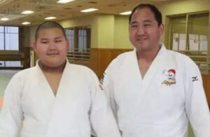 斉藤仁と息子の画像